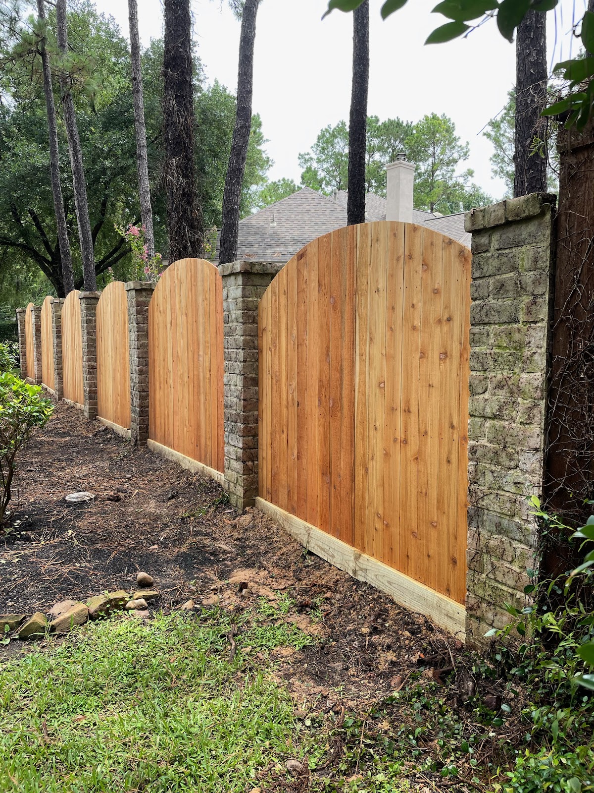 Right Fence Company in The Woodlands